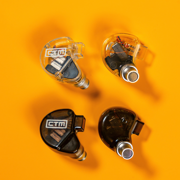 Audífonos In-Ear Monitor CTM CE220 Clear y Smoke